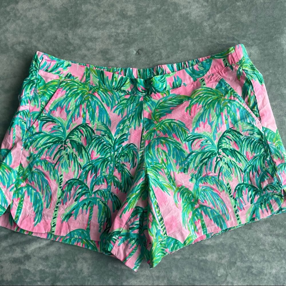 Lilly Pulitzer Run Around Shorts